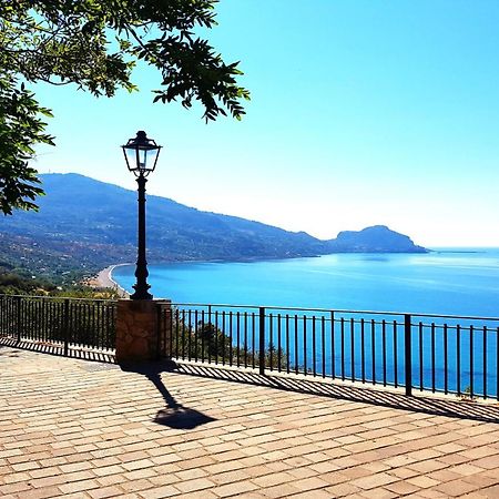 Ch Exclusive Apartments Cefalu Bagian luar foto