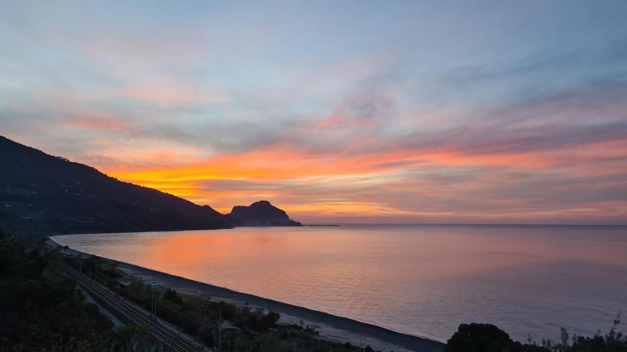 Ch Exclusive Apartments Cefalu Bagian luar foto