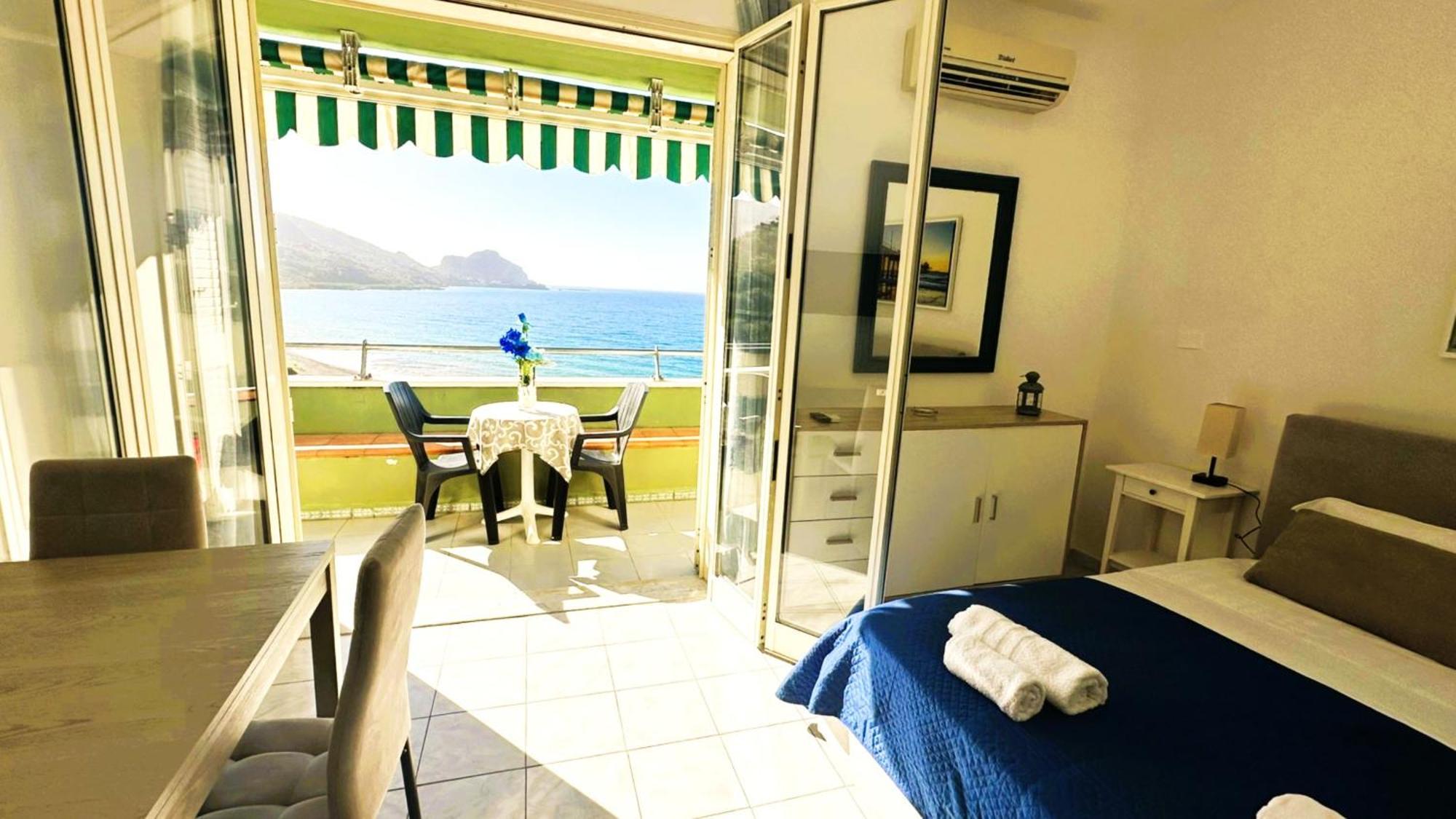 Ch Exclusive Apartments Cefalu Bagian luar foto