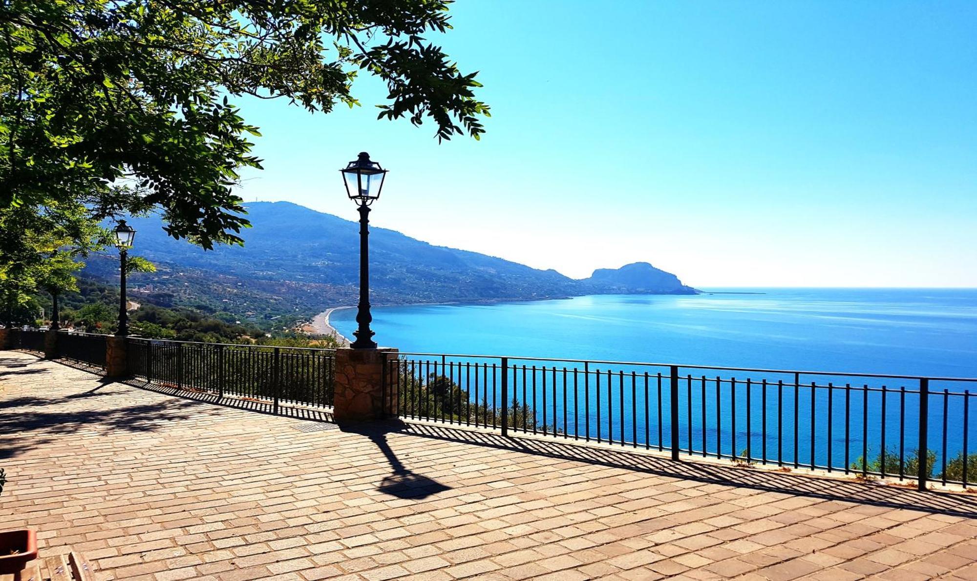 Ch Exclusive Apartments Cefalu Bagian luar foto