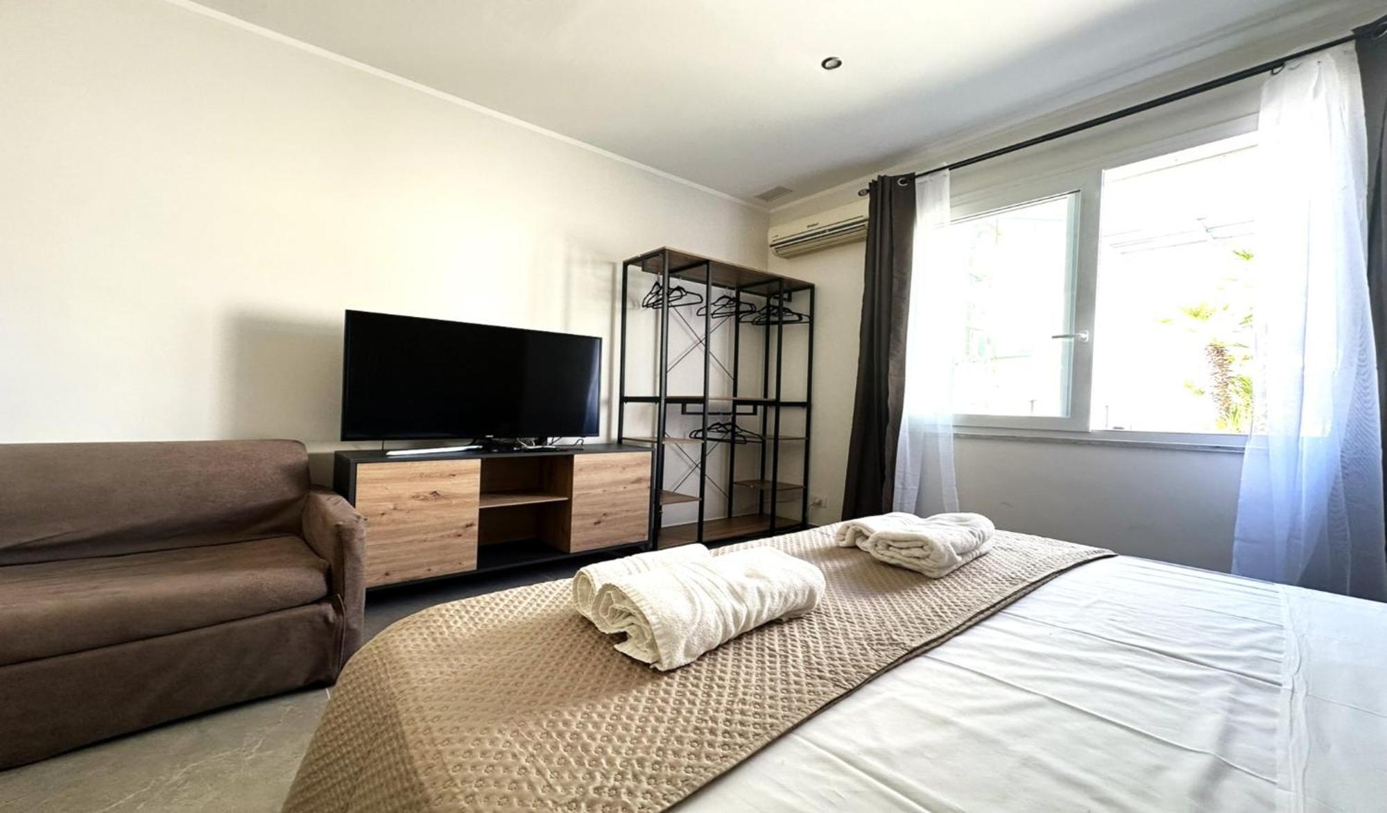 Ch Exclusive Apartments Cefalu Bagian luar foto